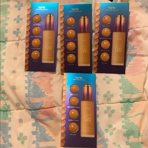 Tarte rainforest of the sea foundation samples